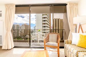 Cozy & Diamond Head View at Waikiki with Parking