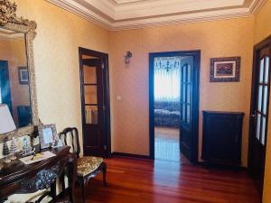 Amplio y Céntrico Piso Señorial