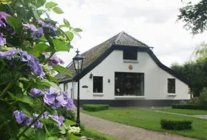 Bed&Breakfast 't Eikeltje - Elim