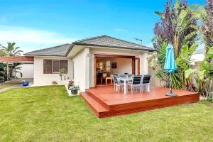Gladstone Gardens - Family Comfort in North Brighton - Sturt