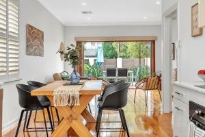 Gladstone Gardens - Family Comfort in North Brighton