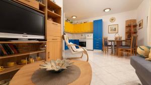 Apartments with a parking space nska, Krk - 21727