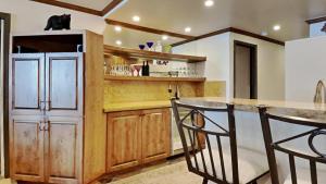 1849 Condos 103 home