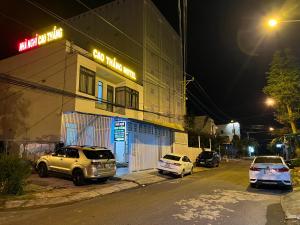 Nhà Nghĩ Cao Thắng