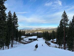 Stellar Ski-in Ski-out Out # 2 at Northstar 2 by Tahoe Getaways - Pet-Friendly 3BR Townhome w Loft, Shuttle and HOA!