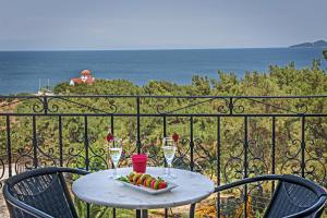 Lazaridis Luxury Studios & Apartments