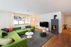 Two-Bedroom Apartment with Terrace - Kronenmatte 12C  room in Ferienlenk Mountain Village