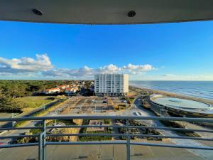 Studio avec balcon, plage à 50m, WIFI, animaux acceptés - FR-1-323-418