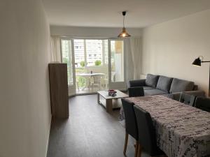 Spacieux appartement 4 pers à 200m de la plage avec parking privé - FR-1-323-443