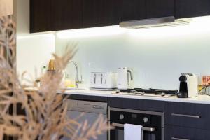 Peaceful 1BR apt on St Kilda Rd w Free Parking#RH14