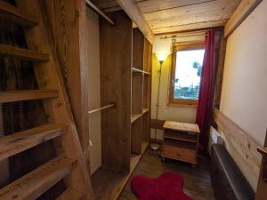 Appartement cosy au pied des pistes avec balcon et parking couvert - FR-1-459-225