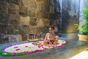 Brand new Luxury 3BR villa Ethnic Ubud #3
