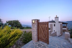 Guesthouse Diochri Orini-Korinthia Greece