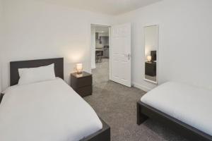 Zetland House Apartment 1 Loftus