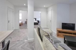 Zetland House Apartment 1 Loftus