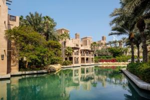 Al Sufouh Road, Jumeirah, Dubai, United Arab Emirates.