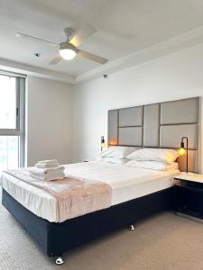 Core beachfront 2 Bedrooms Apartment by Gold Coast Premium