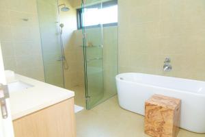 Beachfront Villa 4 Bedrooms Sanctuary Ho Tram Resort