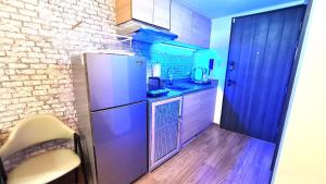 Queen Bedroom, Pool, Gym & Amazing View Makati