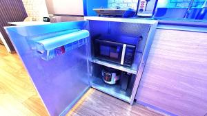 Queen Bedroom, Pool, Gym & Amazing View Makati