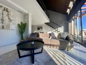 Penthouse with Castle view