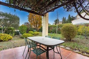 Maisons de vacances Celeste - Maison 3 chambres et jardin : photos des chambres
