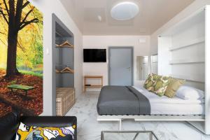 Underground Level Studio Close to the Market Square in Poznań by Noclegi Renters