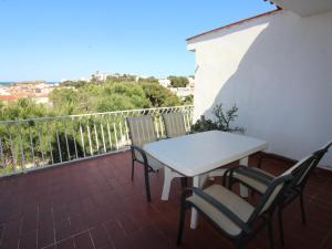 Apartamento con gran terraza y vistas panorámicas, a 300 m de la playa. - ES-228-45