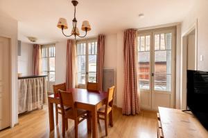 Appartements Chez Misha - Appt pour 4 vue montagne : photos des chambres