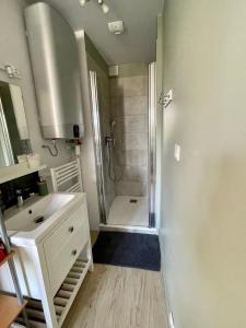 Saint-Aubin-Sur-Mer: Bel appartement traversant