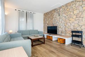 Hauzify I Mas Formic