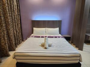 Regalia Comfort Suites KLCC SkyPool