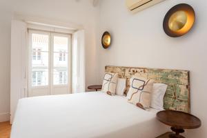 Superior One-Bedroom Apartment (4 Adults) room in Casas da Baixa - Jules & Madeleine