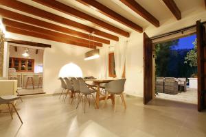 Traditional Mallorca Villa 6 Bedrooms Villa Colonya Olive Private Pool Stunning Views Colonya Valley