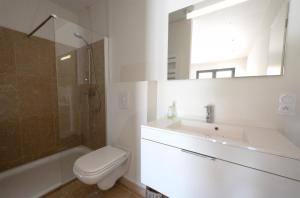 Villas Villa Beaumont 84MONT : photos des chambres