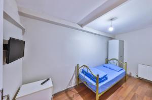 Gökçe Pansiyon - Only men