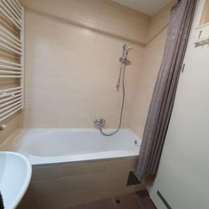 Design Bliss Retreat - Parking