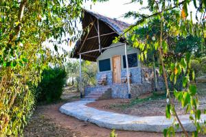 Orngatuny Mara King Camp