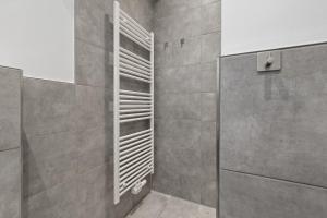 Frisch renovierte Wohnung - ZentralRuhigModern