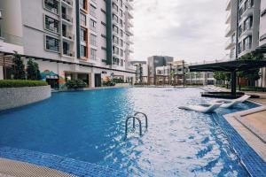 K AVENUE TOWER B by The Pillow House, 5 Minutes to KKIA Airport