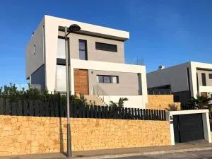 Spacious villa with private pool in Finestrat - Finestrat