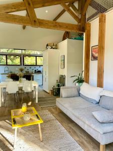 Maisons de vacances Maison avec jardin proche Lac - Quartier calme : photos des chambres