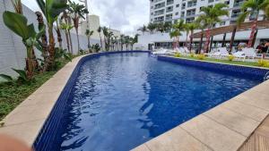 Apartamento novo ao lado do shopping da ilha