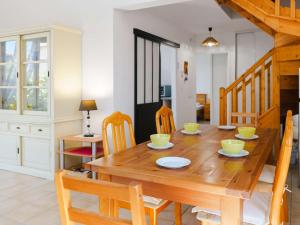 Villa 4 pièces avec piscine privée, jardin, garage, 7 couchages, Narbonne-Plage, proche commerces - FR-1-409-21