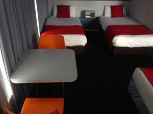 Waterfront Lodge Motel