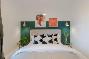 The Clissold, Two Bedroom Apartment N5