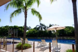 Essence Life Residence com Vista Mar, apartamento completo com 2 quartos em Condomínio Clube a 100 metros da Praia do Campeche, Florianópolis