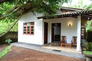 Sanjee Villa Hikkaduwa