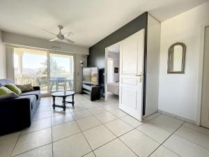 Cannes - 2 pièces résidence avec parc et piscine