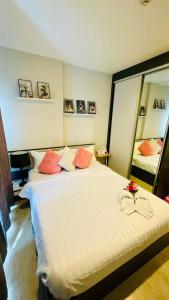 The base Central Pattaya 631 by Numam